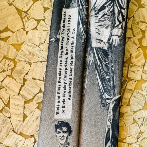Vintage Ralph Marlin Elvis Presley neck tie 1992 - Picture 4 of 4